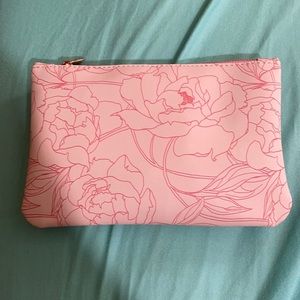 Ipsy May glam bag with products included
